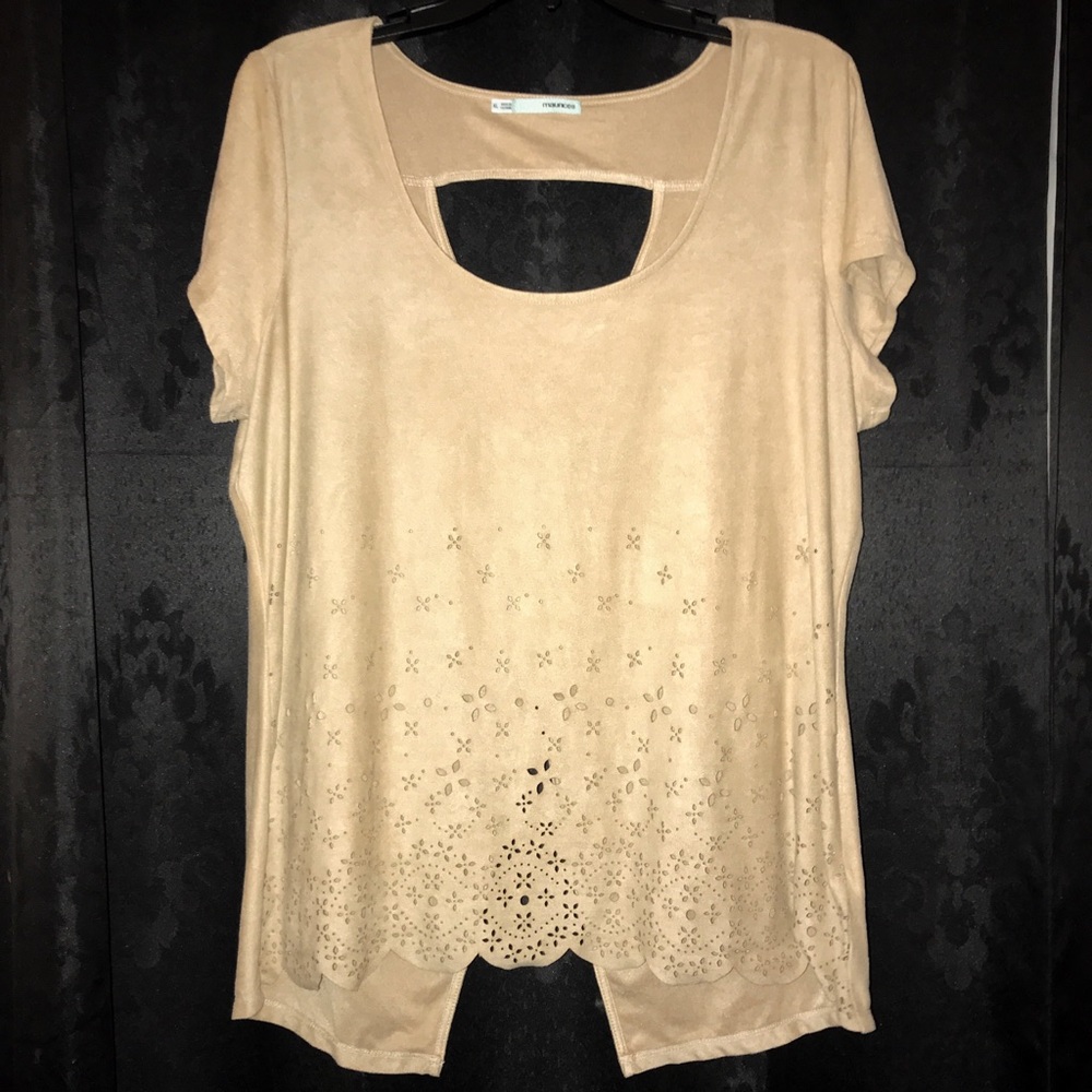 NWOT Maurice’s Top XL
